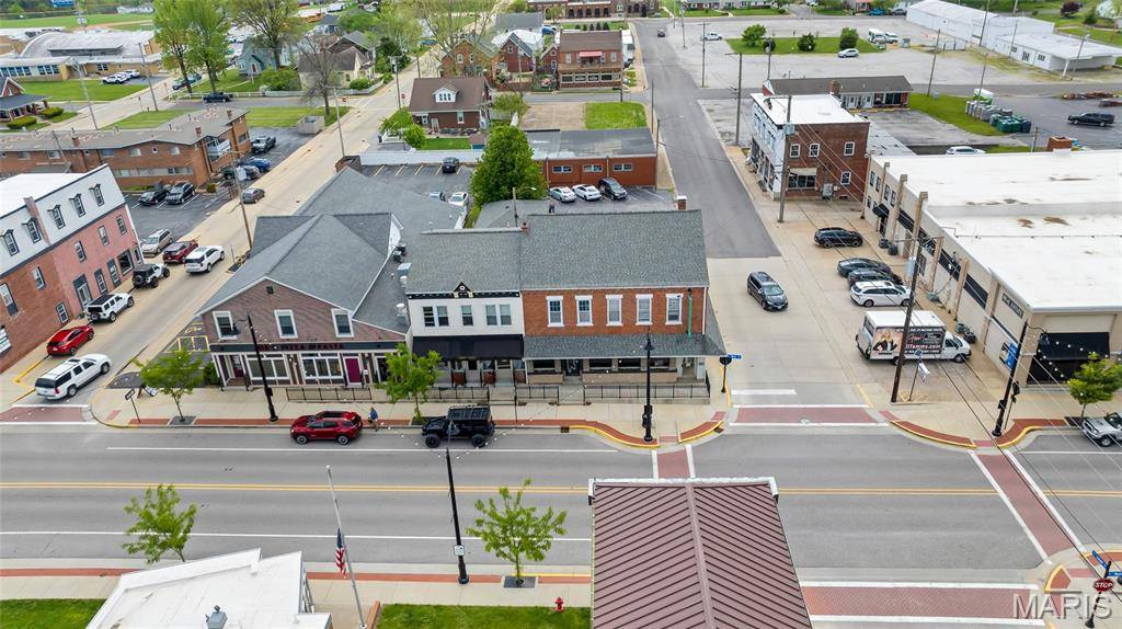 Columbia, IL 62236,127 N Main ST