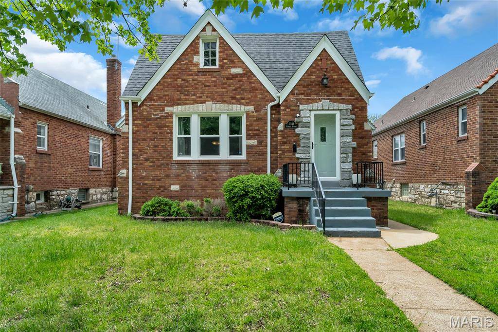 St Louis, MO 63109,6034 Mardel AVE
