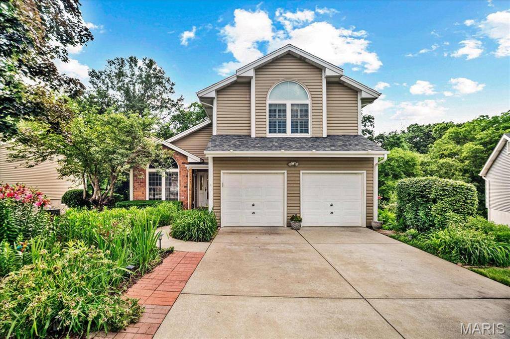 St Charles, MO 63304,1045 Guildford DR