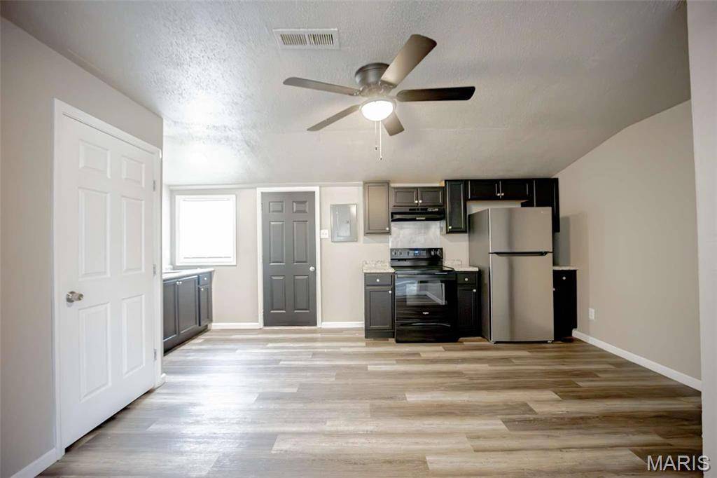 Cahokia, IL 62206,243 Saint John DR