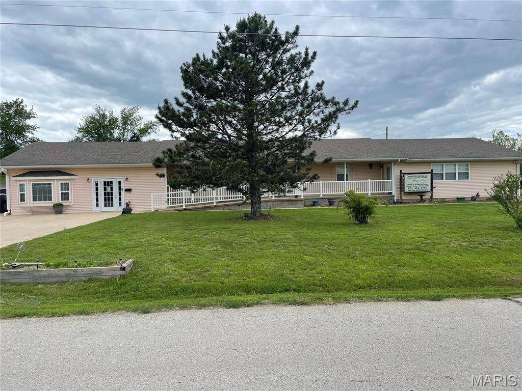 Salem, MO 65560,1207 S Babb LN
