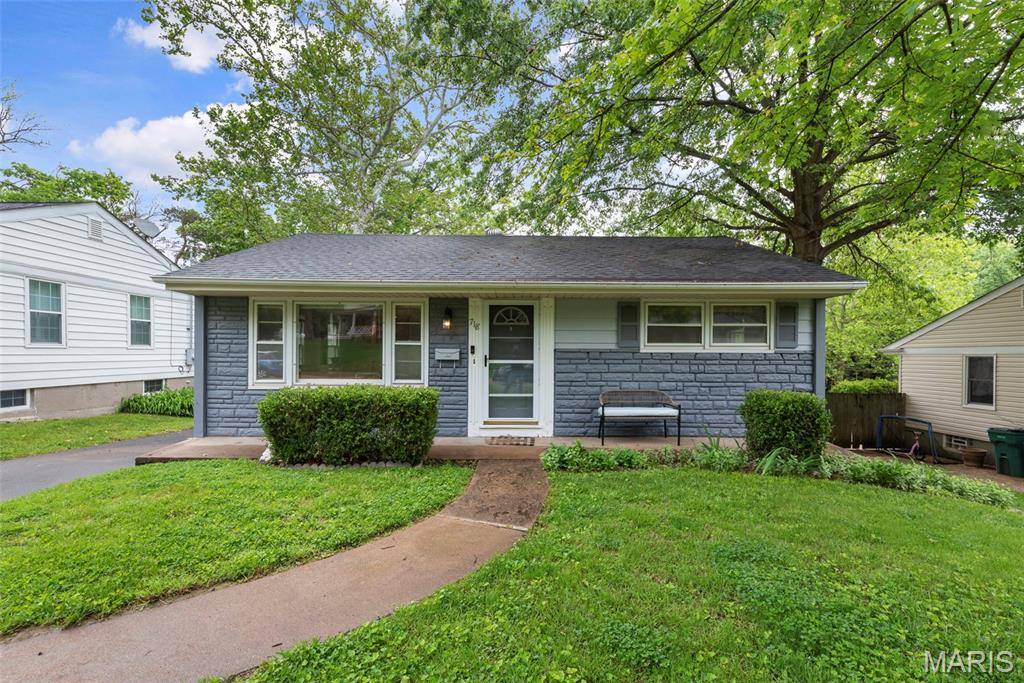 St Louis, MO 63119,718 Brookridge DR