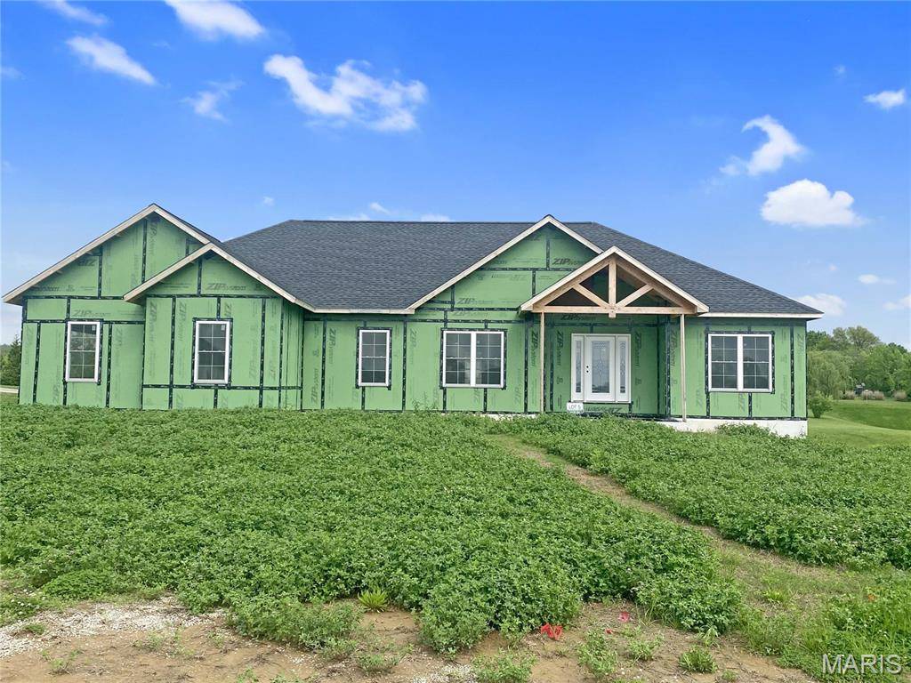 Columbia, IL 62236,1374 Walnut Ridge DR