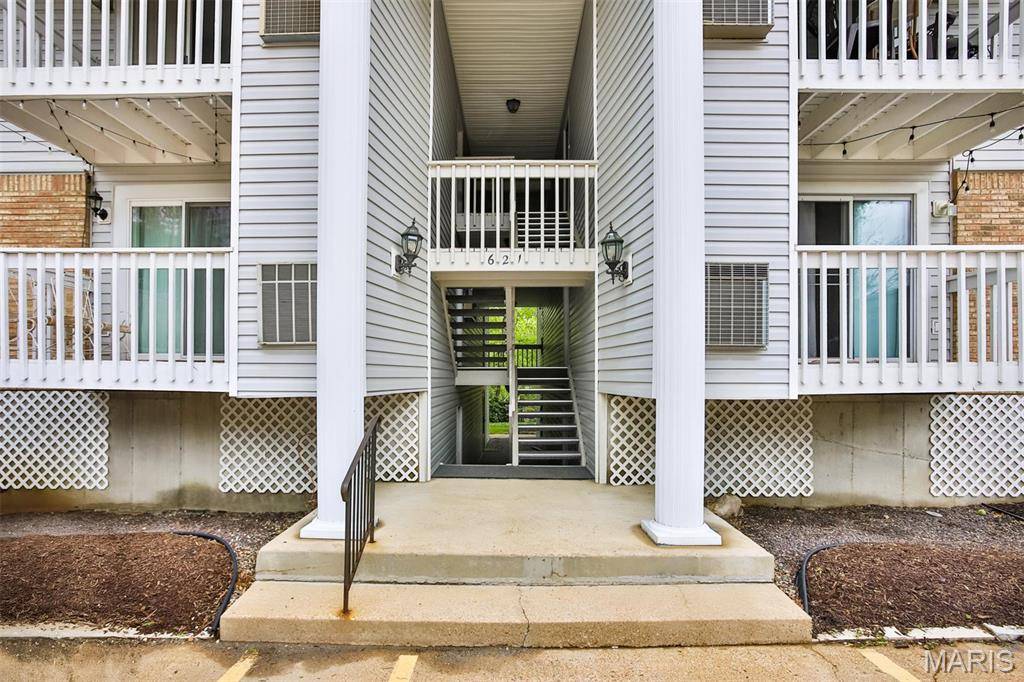 St Louis, MO 63122,621 S Kirkwood RD #301