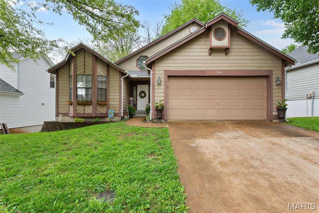 Ballwin, MO 63021,510 Oaktree Crossing CT
