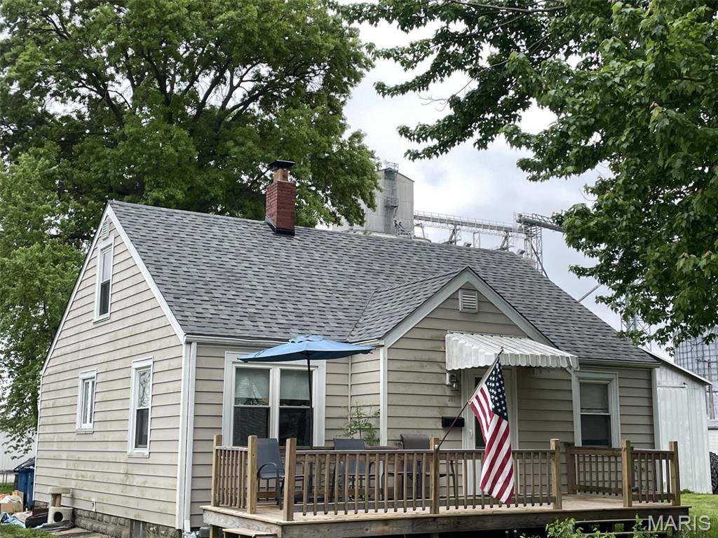 Trenton, IL 62293,308 S Cedar ST