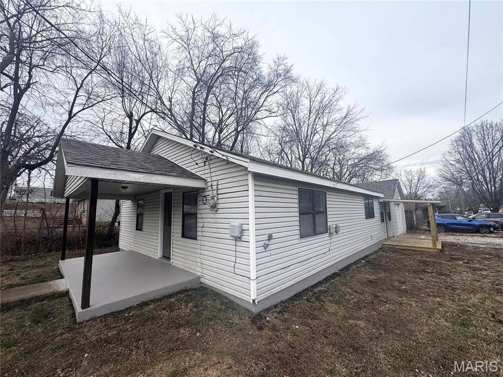 Dixon, MO 65459,300 W 5th ST
