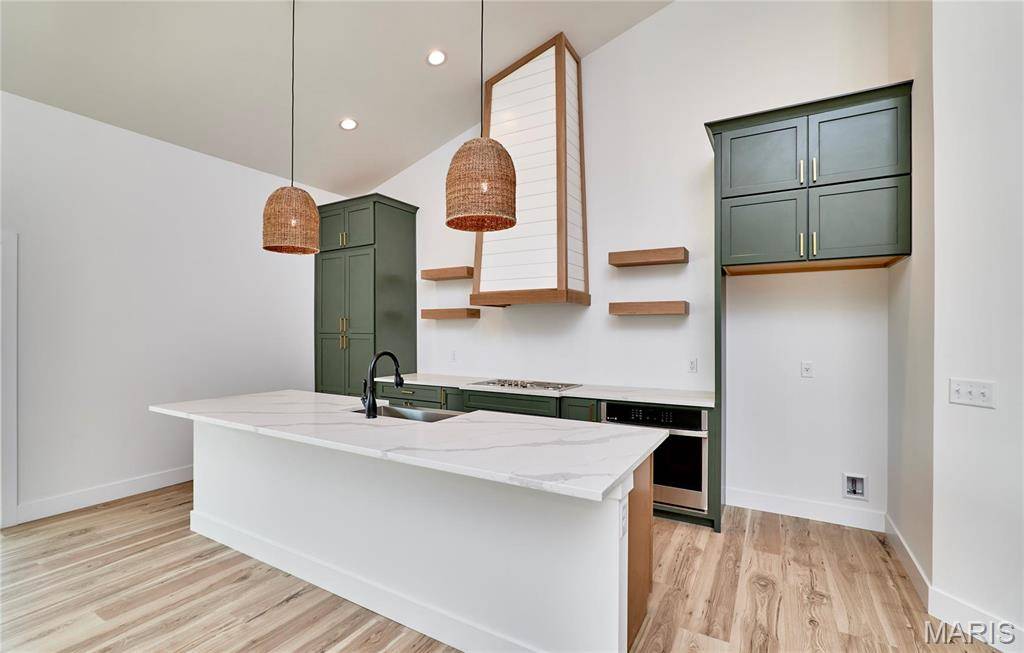 Lake St Louis, MO 63367,109 Wolf Den Ct CT