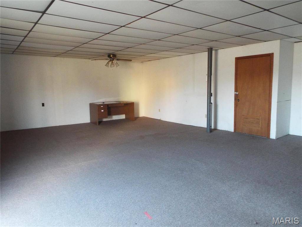 Piedmont, MO 63957,127 N Main