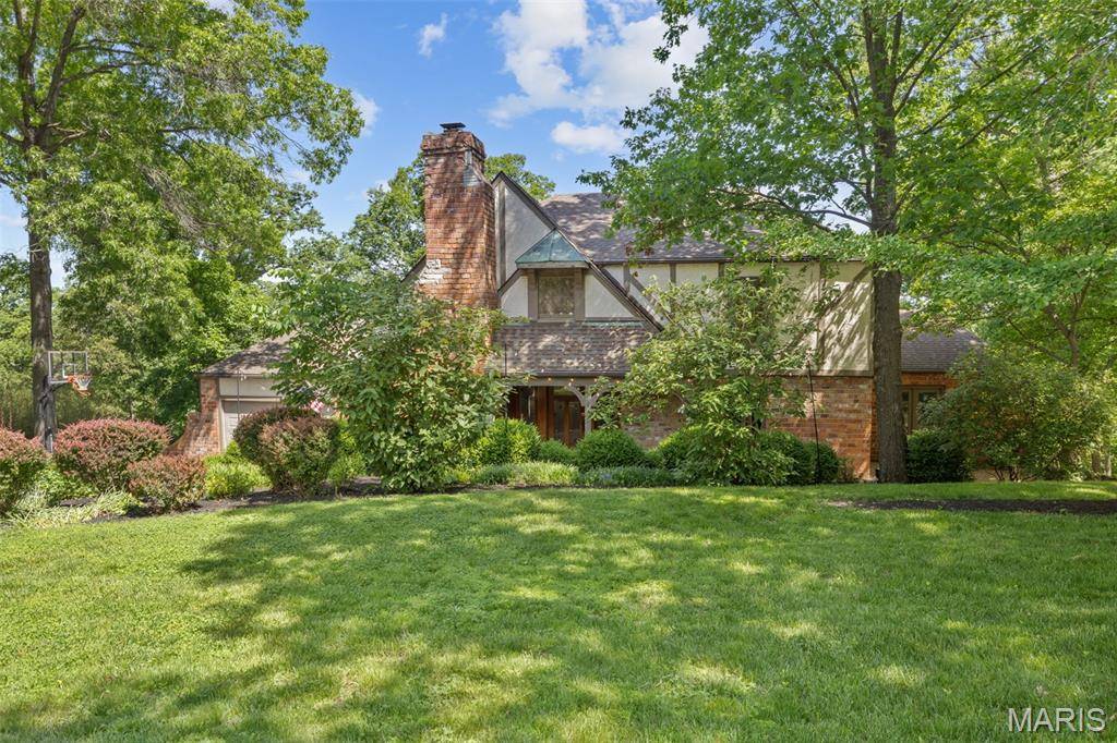 St Louis, MO 63127,12741 Nanell LN