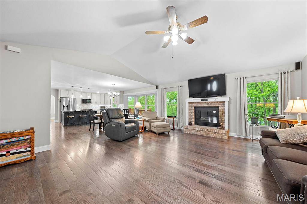 Wright City, MO 63390,166 Fast LN
