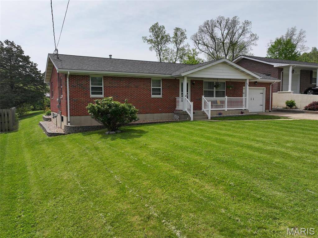 Ste Genevieve, MO 63670,218 Riverview DR
