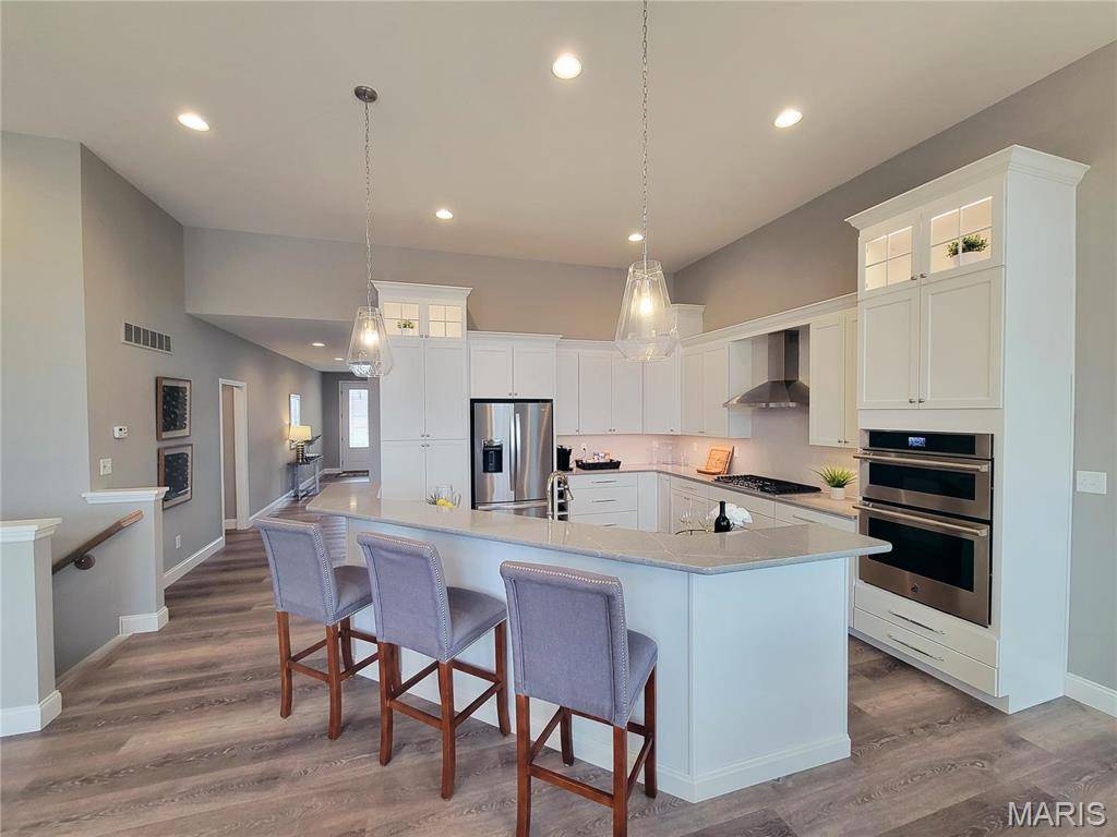 St Peters, MO 63376,525 Ryehill DR