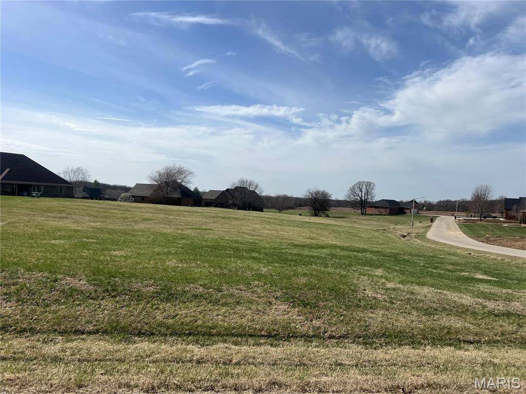 Lebanon, MO 65536,10 N GRAND LAKE CIRCLE CIR