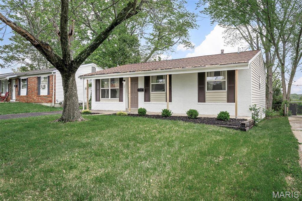 St Louis, MO 63136,10544 Castle DR
