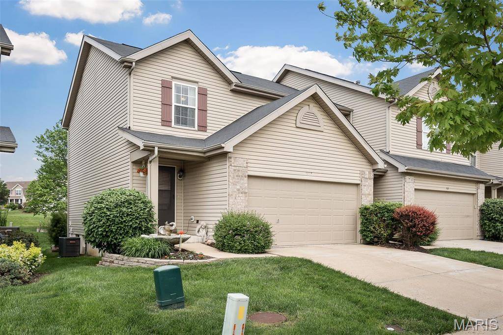 Lake St Louis, MO 63367,517 Country Circle DR