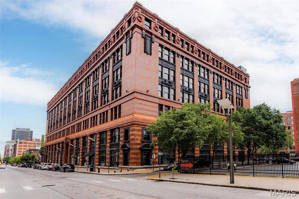 St Louis, MO 63103,1520 Washington AVE #416