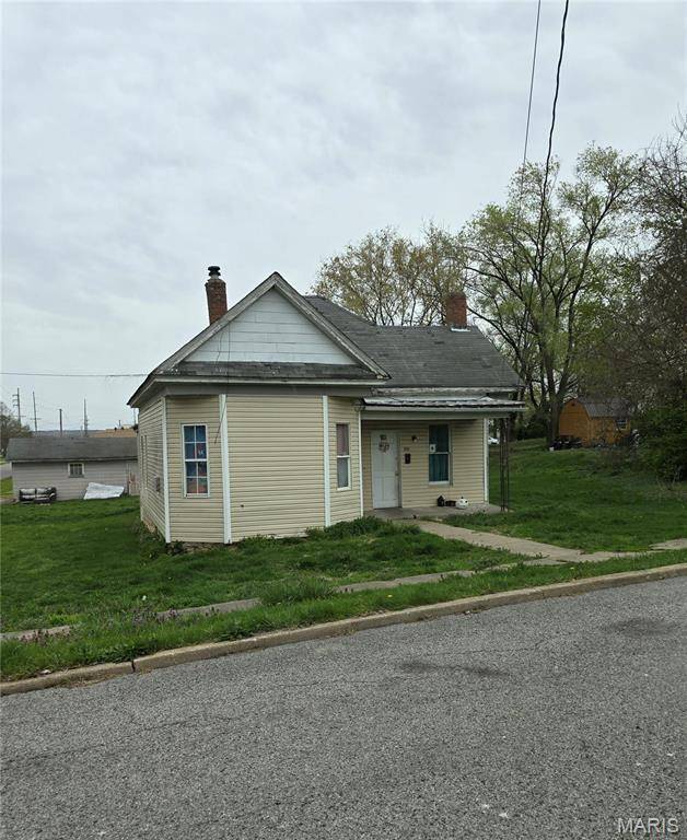 Elsberry, MO 63343,109 S 6th St