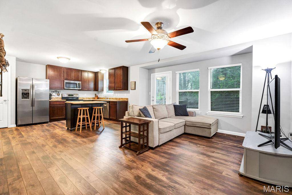 St Charles, MO 63303,28 Loris LN