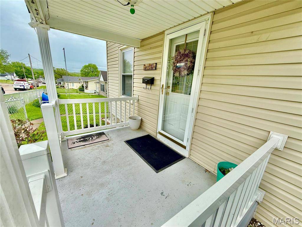 De Soto, MO 63020,815 Stewart ST