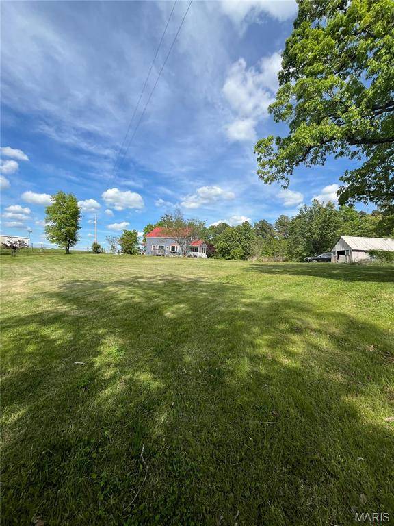Gerald, MO 63037,7447 Angell RD