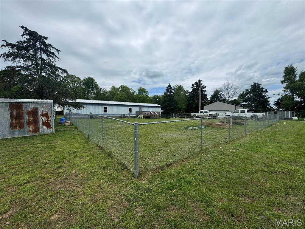 Vienna, MO 65582,13850 Maries Road 616