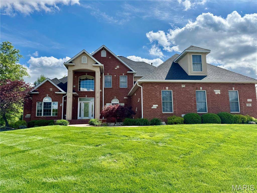 Caseyville, IL 62232,1034 Far Oaks DR