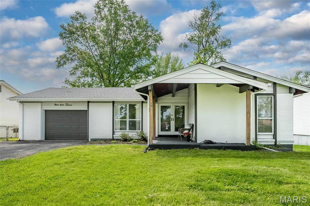 Fenton, MO 63026,1912 Valley Park RD