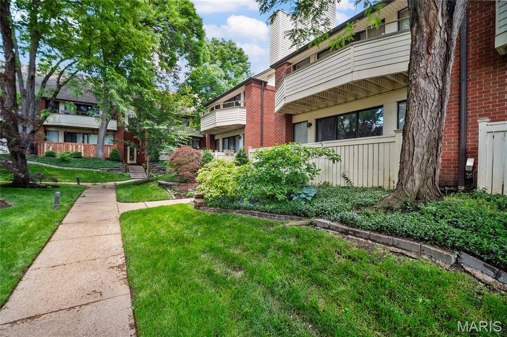 St Louis, MO 63112,5567 Waterman BLVD #D