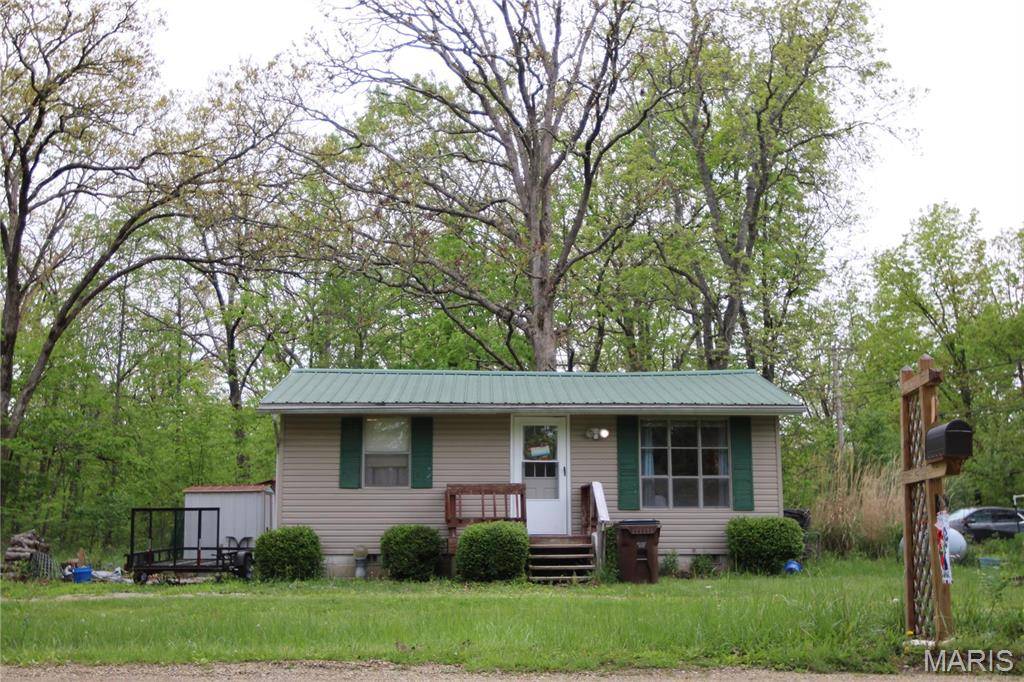 Bismarck, MO 63624,895 Parkway DR