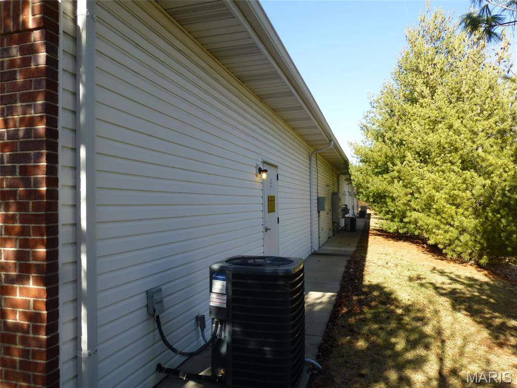 St Peters, MO 63376,1395 Jungermann RD
