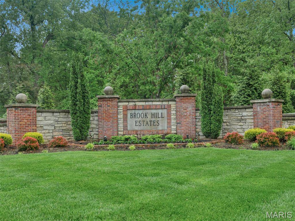 Chesterfield, MO 63017,14826 Straub Hill LN