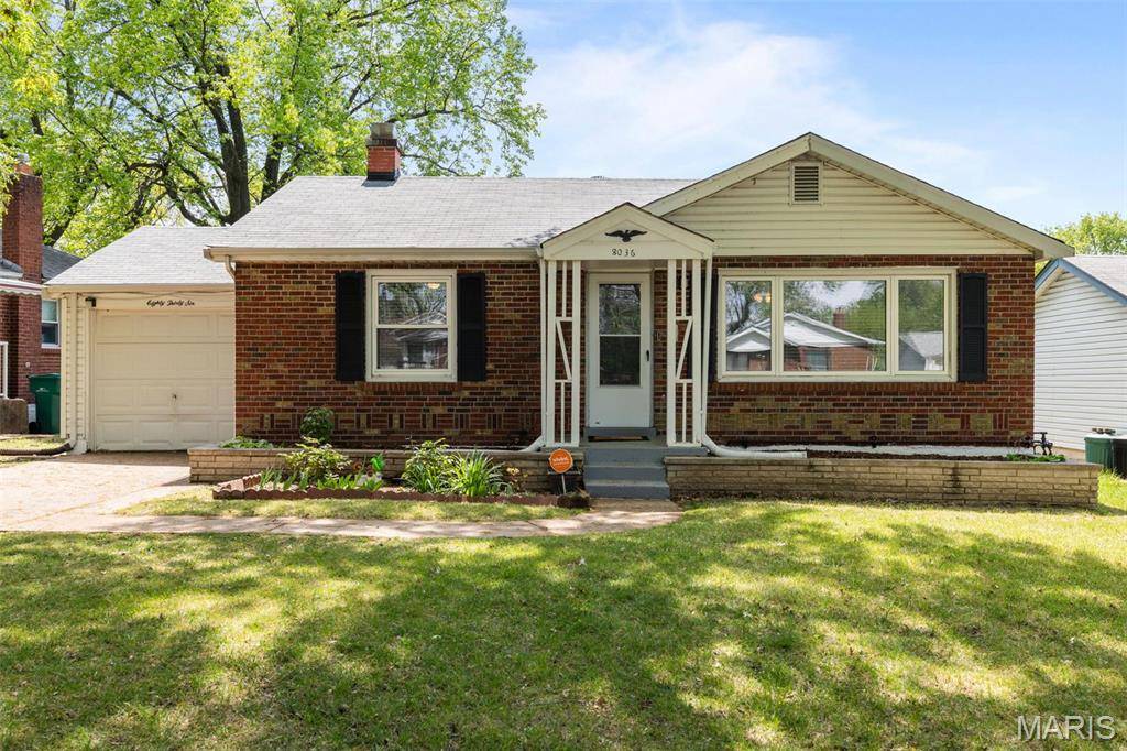 St Louis, MO 63114,8036 Titus RD