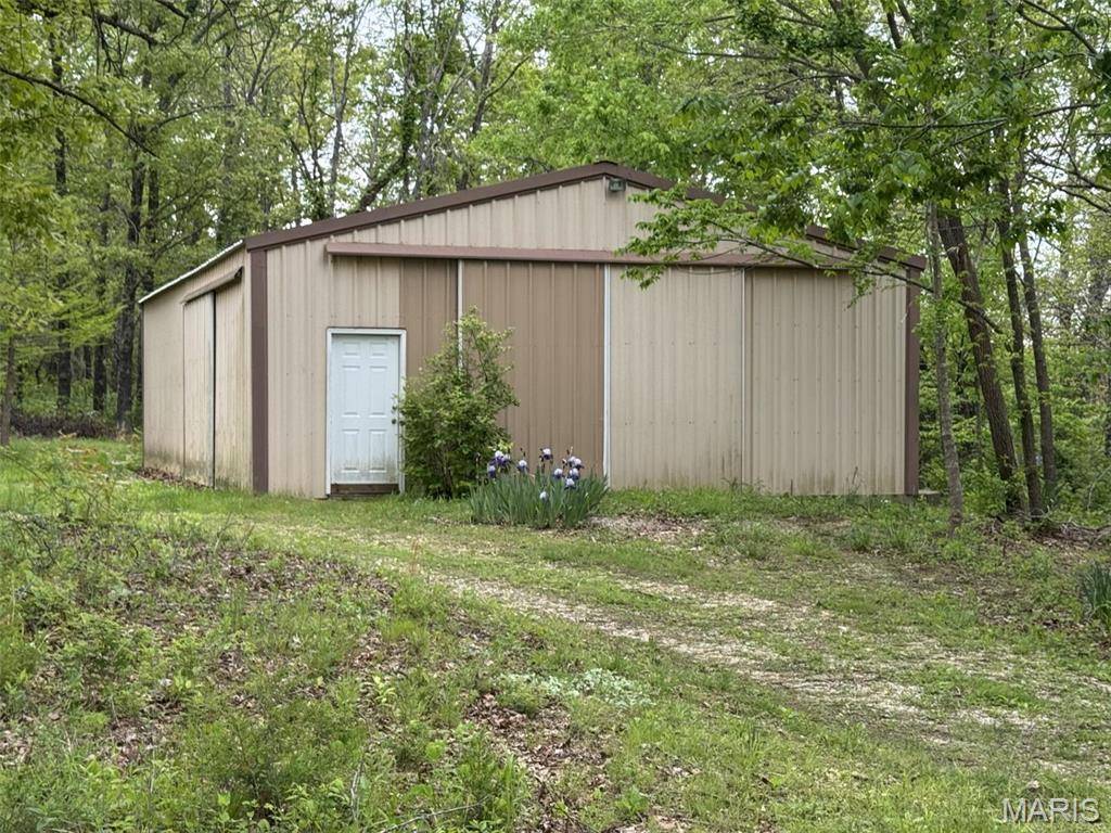 Lebanon, MO 65536,11050 Gingham LN