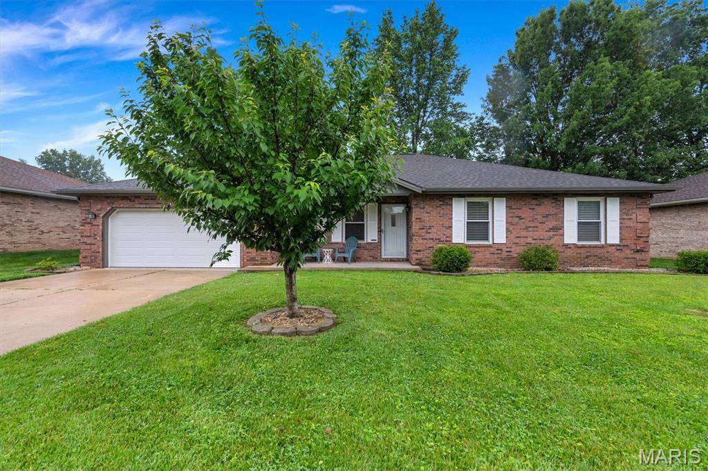 Belleville, IL 62226,624 Deerfield DR