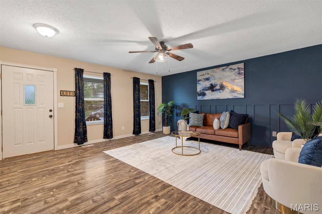 Belleville, IL 62226,624 Deerfield DR
