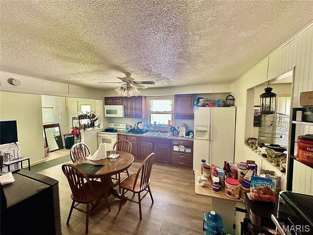 Doe Run, MO 63637,2577 Oak ST