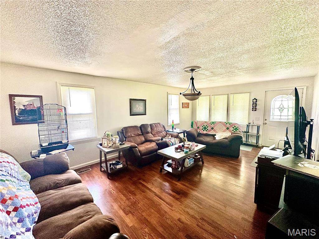 Doe Run, MO 63637,2577 Oak ST