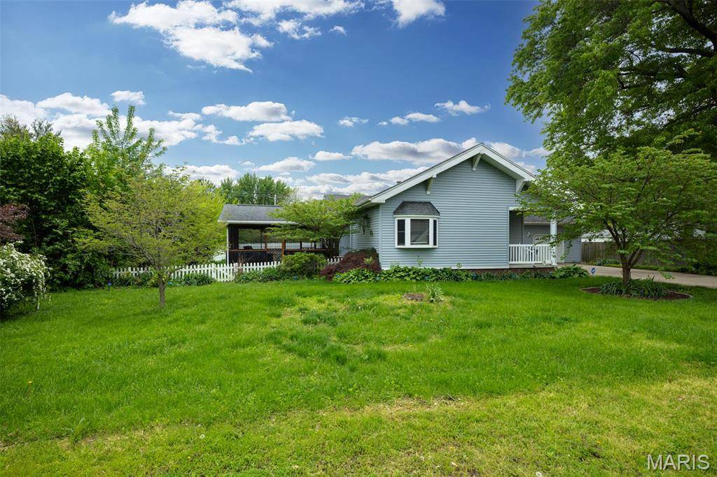 Gillespie, IL 62033,418 E Maple ST
