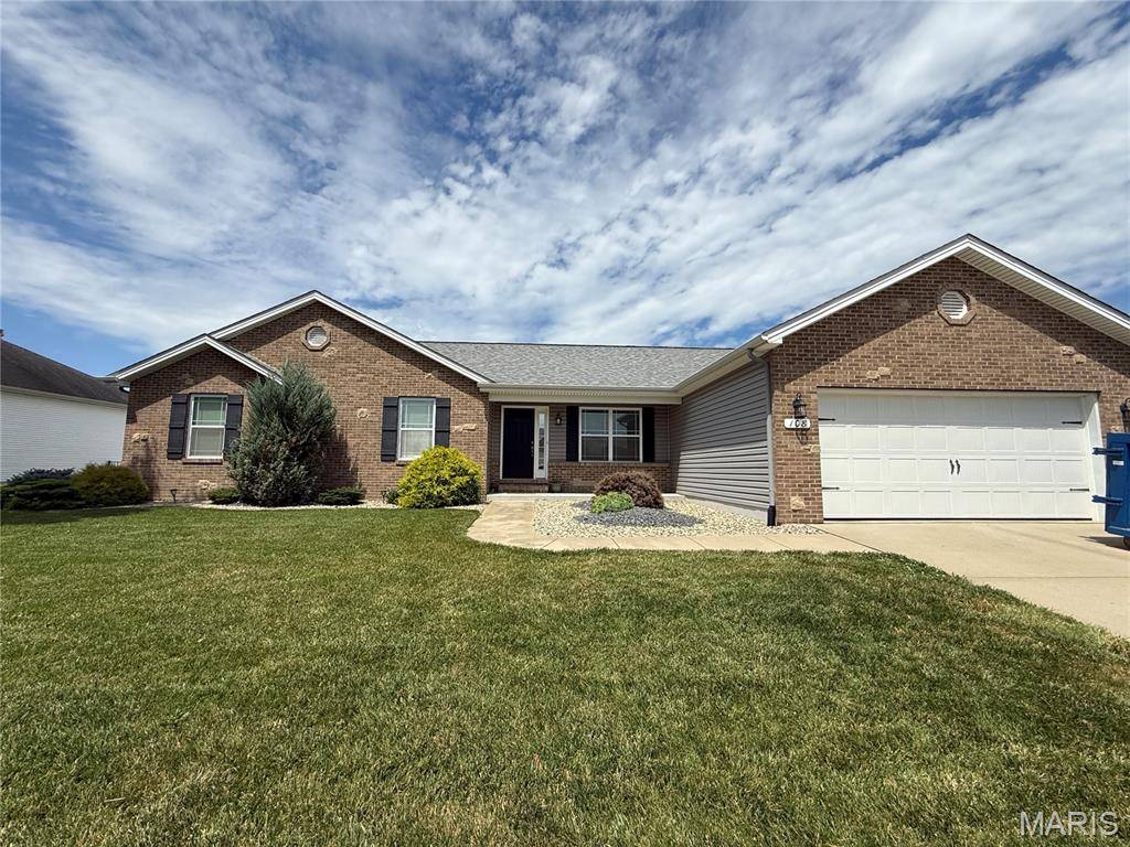Bethalto, IL 62010,108 Garrettford DR