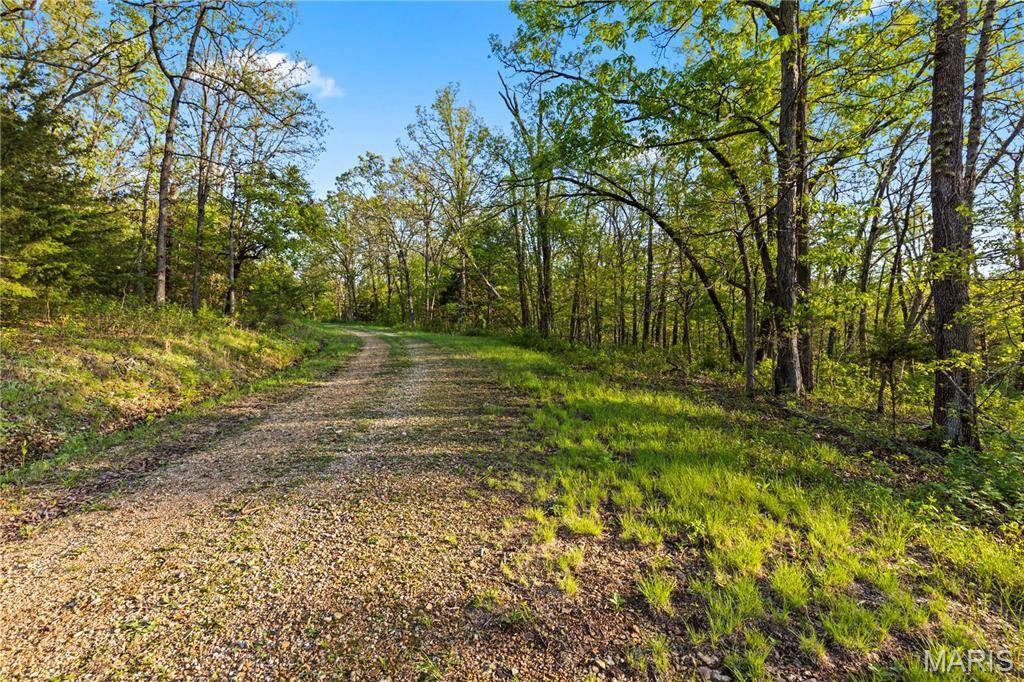 Unincorporated, MO 65326,1 Venschure Place