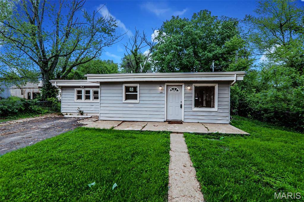 Belleville, IL 62220,226 N 8th ST