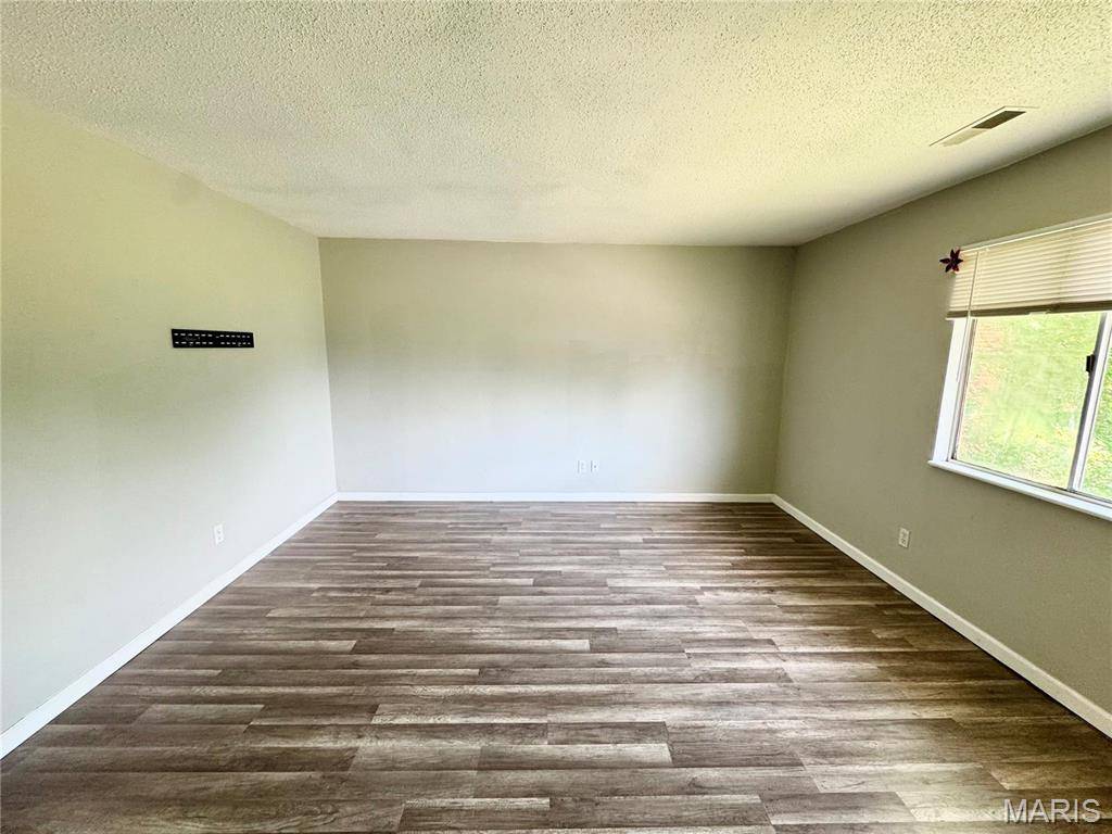 Granite City, IL 62040,2441 E 24th ST #3