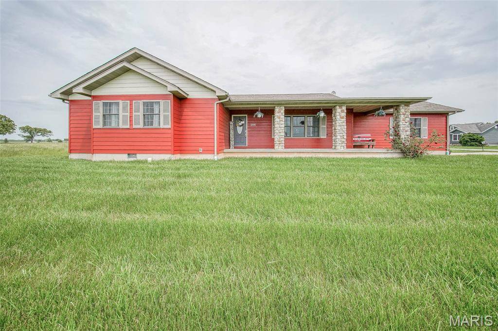 Licking, MO 65542,206 Chestnut DR