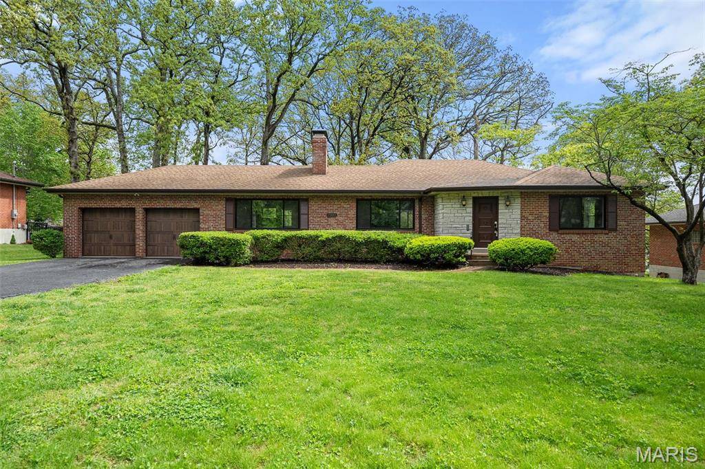 St Louis, MO 63123,7353 Whitehaven DR