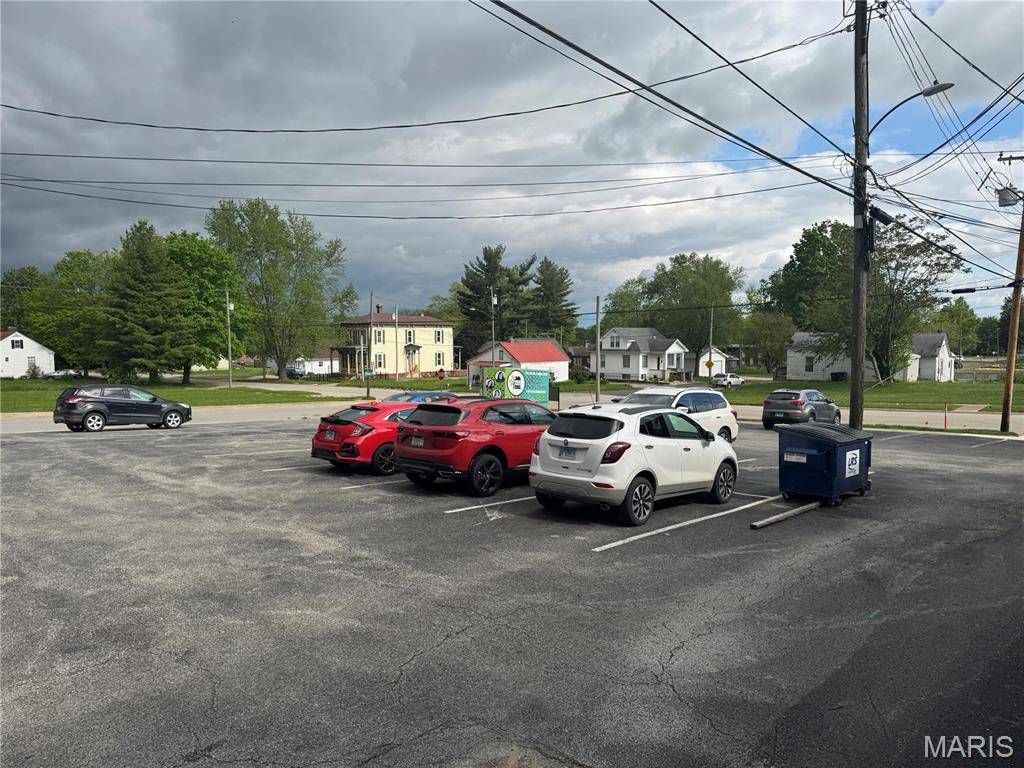 Greenville, IL 62246,110 S 2nd ST