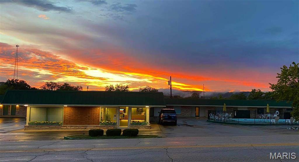 Pilot Knob, MO 63663,310 N McCune