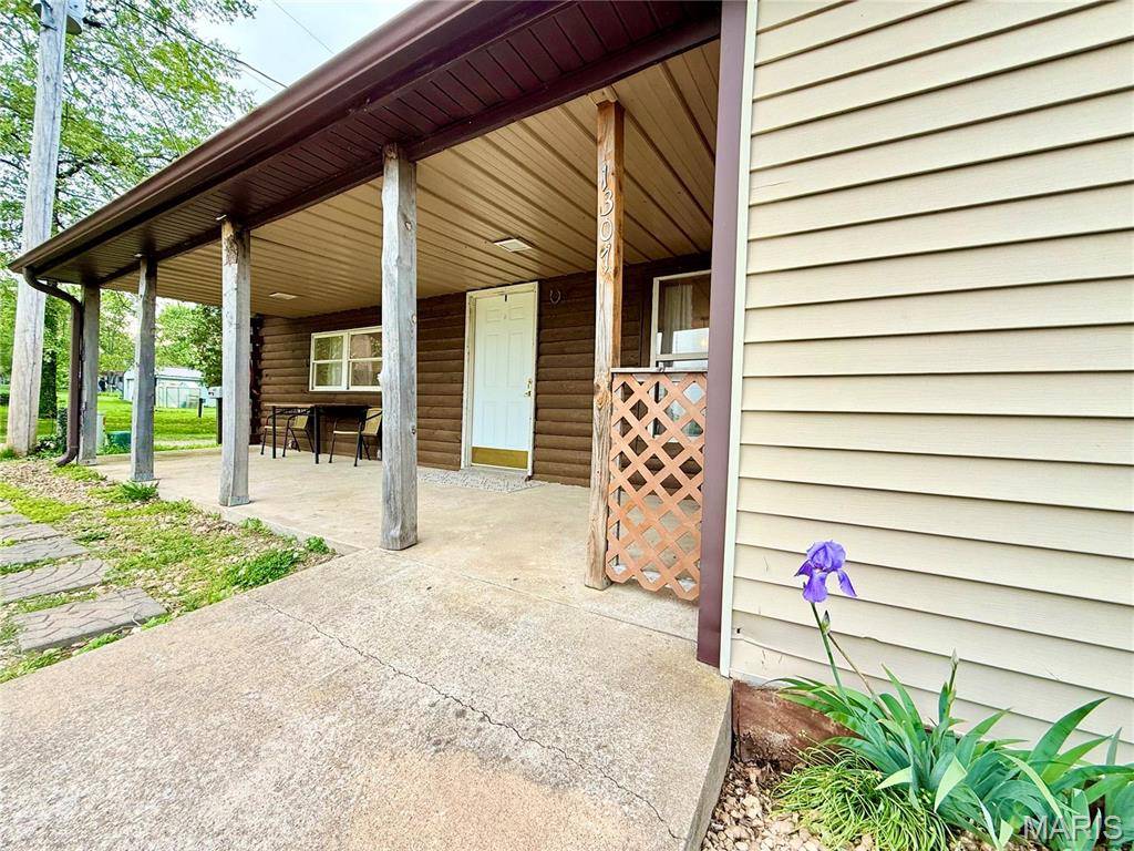 Bismarck, MO 63624,1307 Pike DR