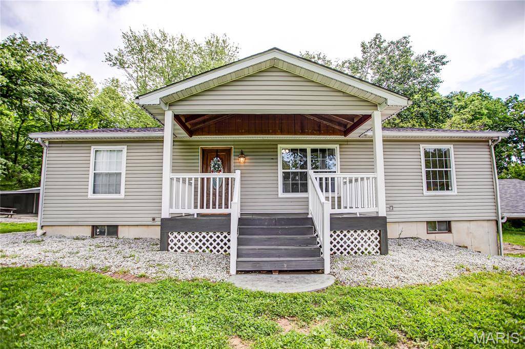 Pocahontas, IL 62275,412 E Johnson ST