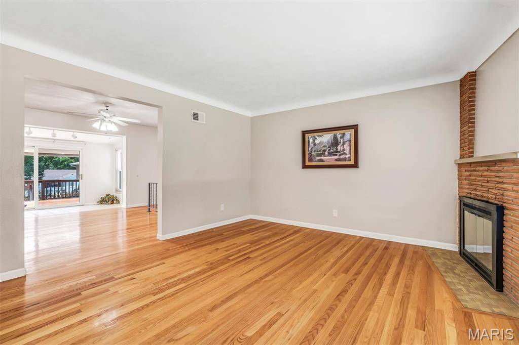 St Louis, MO 63123,7666 Grant Haven DR